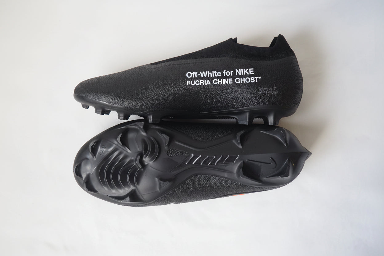 Nike Vapor Edge Ghost Custom Off-White football cleats showing top view and outsole traction pattern