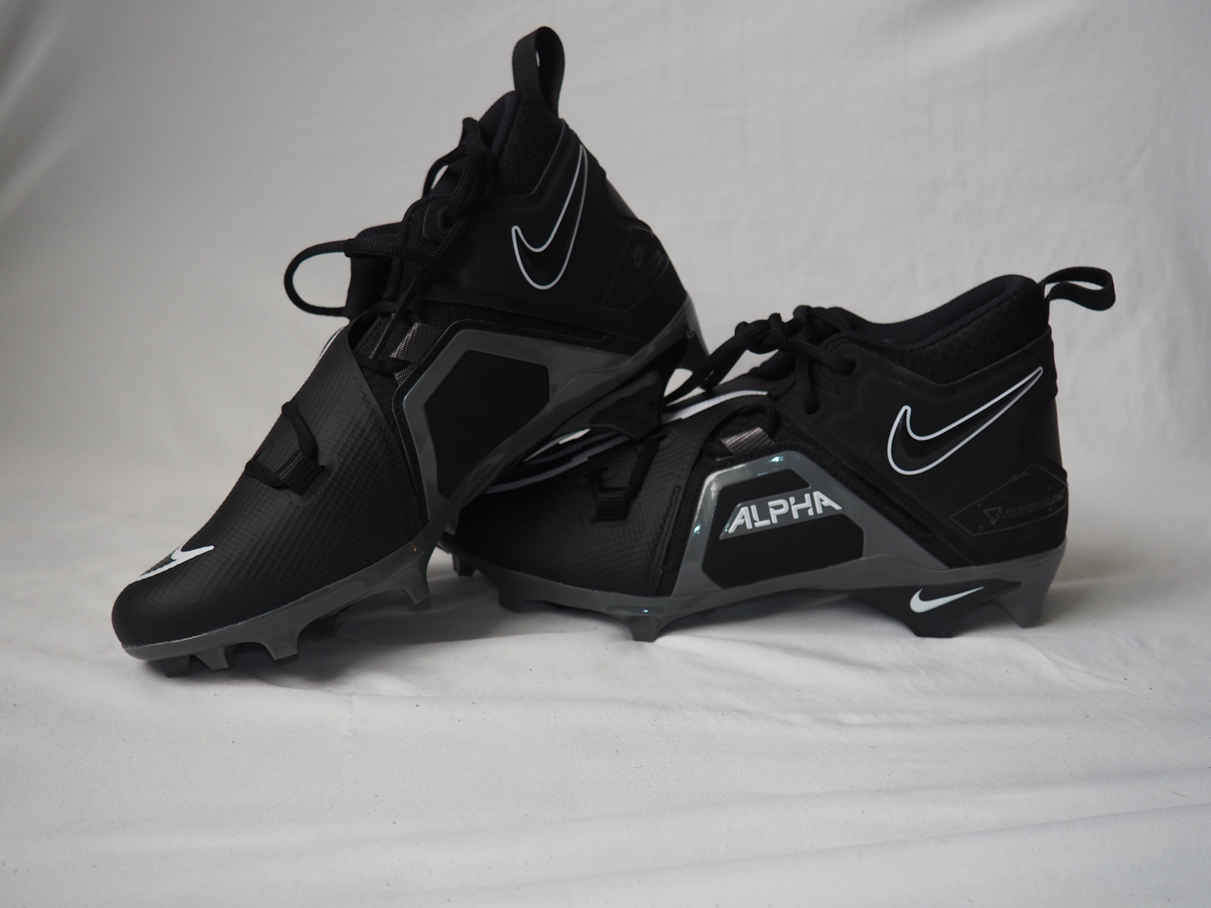 Nike Alpha Menace Pro 3