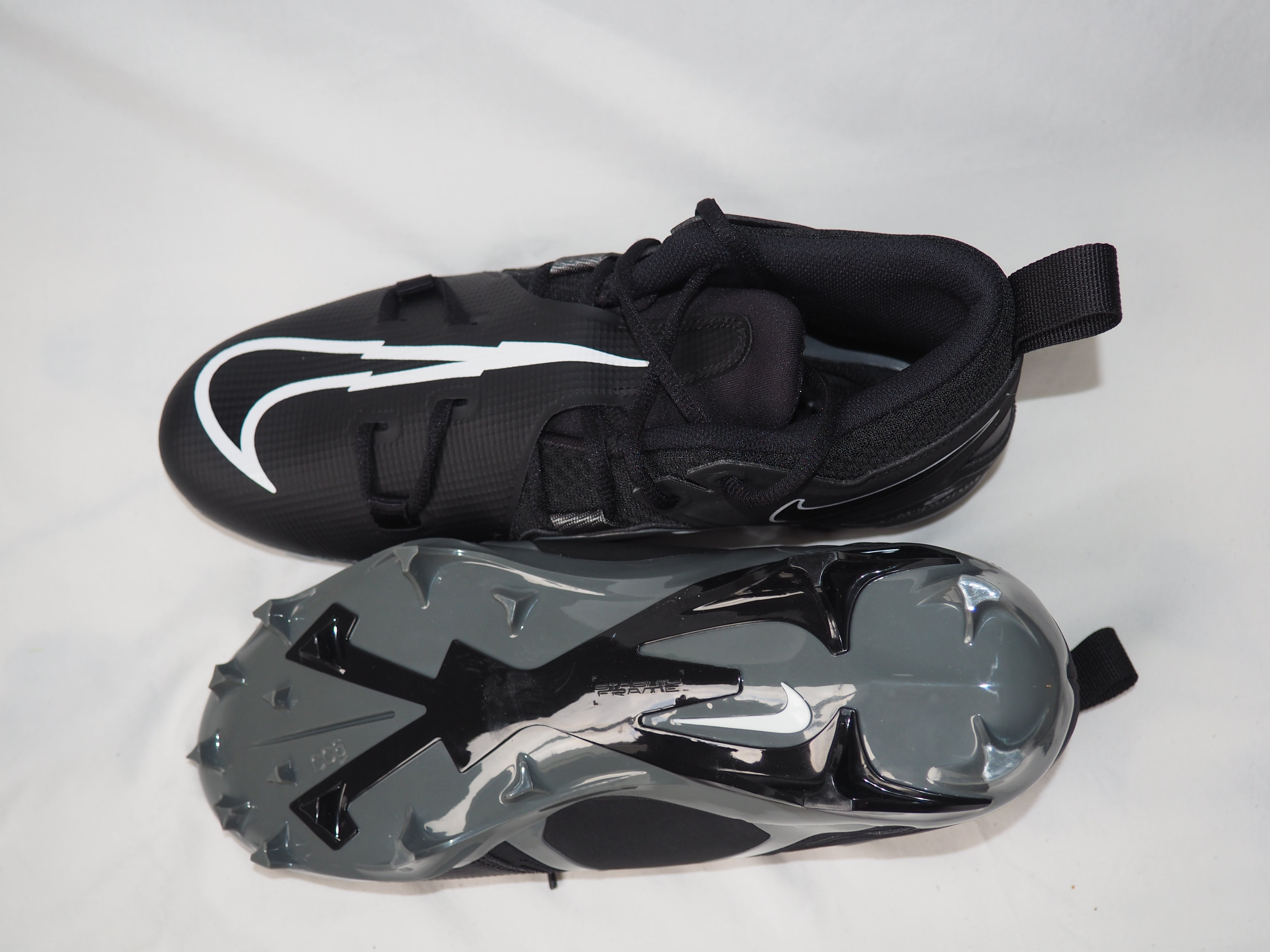 Nike Alpha Menace Pro 3